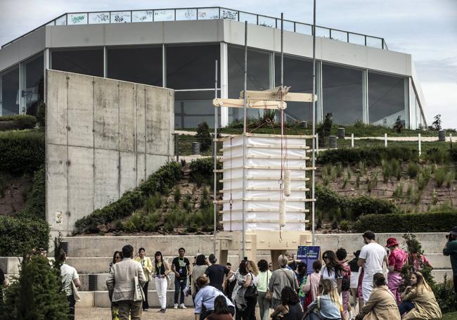 Música en el Parque Felipe VI del acordeón urbano de Daniel Hambly.